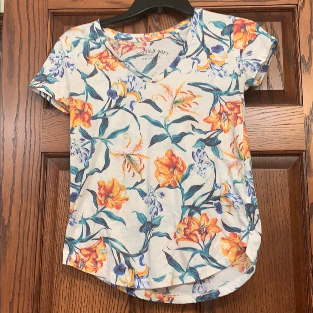 Short sleeve shirt